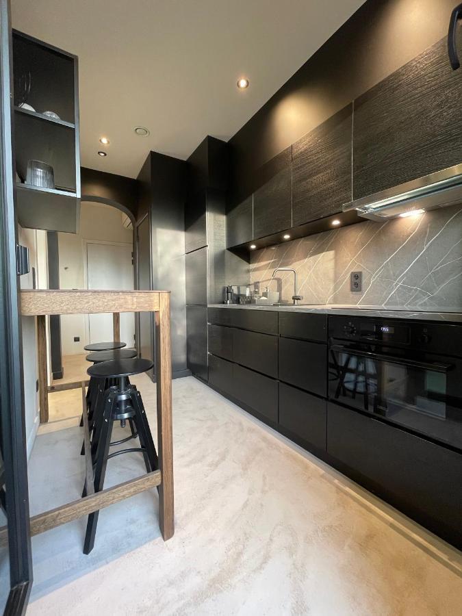 Casa Clementina - 3 Bedroom Apartment In A Art-Nouveau House 헨트 외부 사진