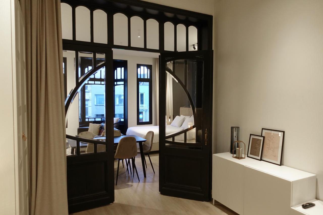 Casa Clementina - 3 Bedroom Apartment In A Art-Nouveau House 헨트 외부 사진