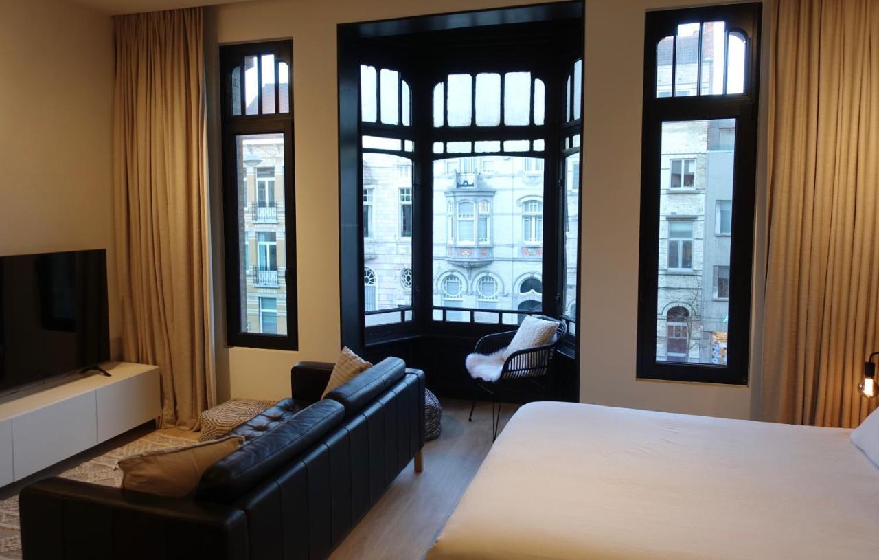Casa Clementina - 3 Bedroom Apartment In A Art-Nouveau House 헨트 외부 사진