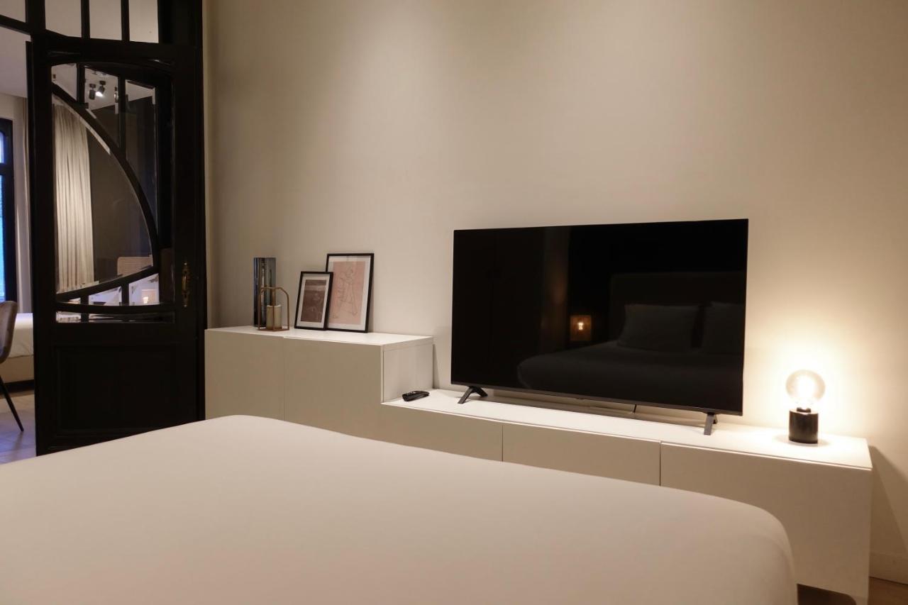 Casa Clementina - 3 Bedroom Apartment In A Art-Nouveau House 헨트 외부 사진