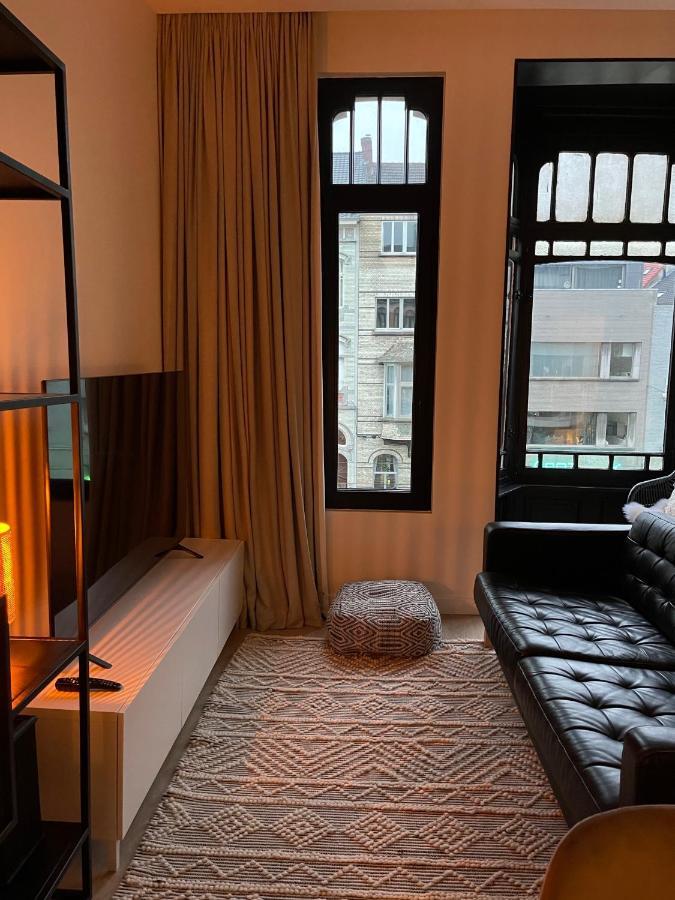 Casa Clementina - 3 Bedroom Apartment In A Art-Nouveau House 헨트 외부 사진